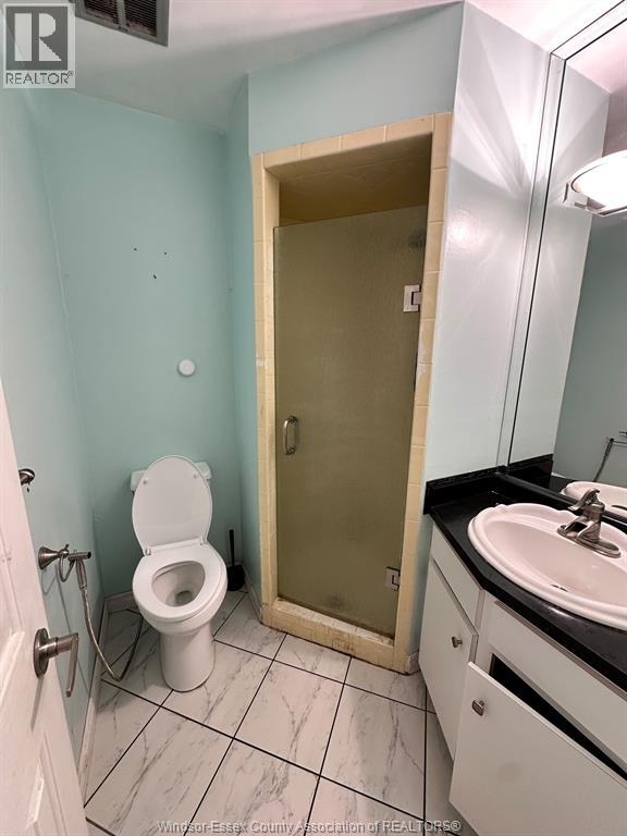 4060 Churchill Unit# Main Property Photo 17