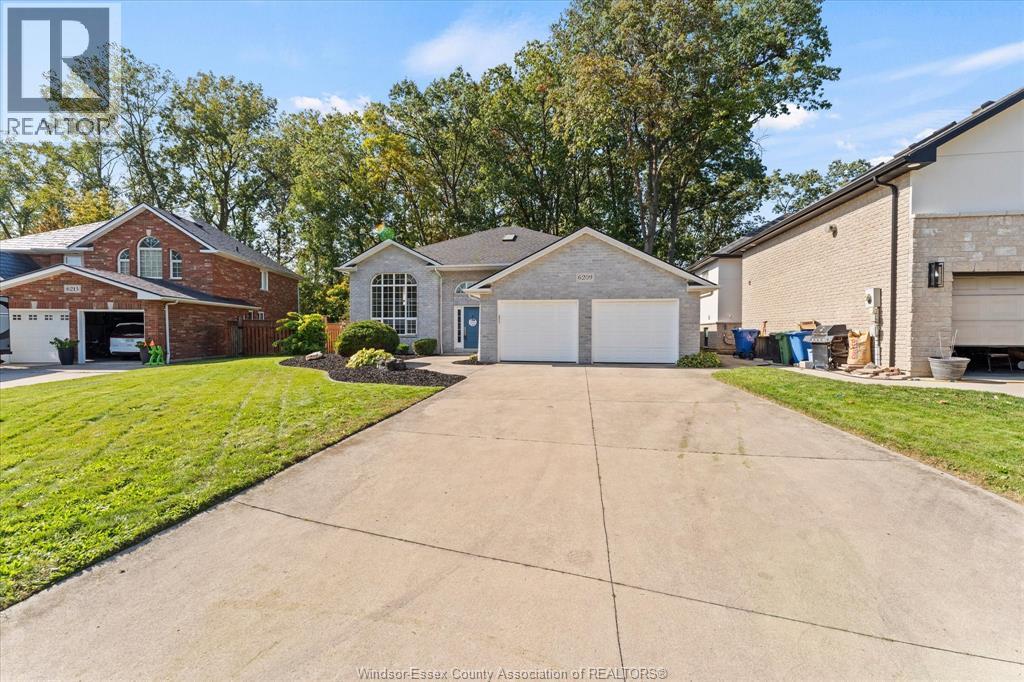 6209 Wales Court Property Photo 5