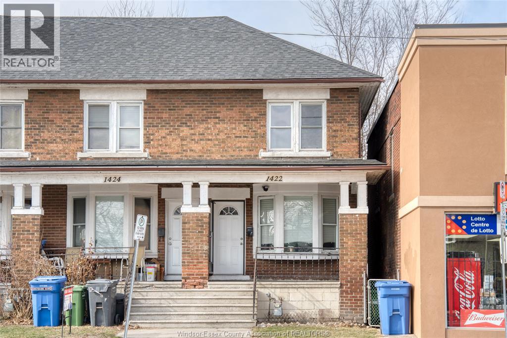 1422 WYANDOTTE STREET West Property Photo 1