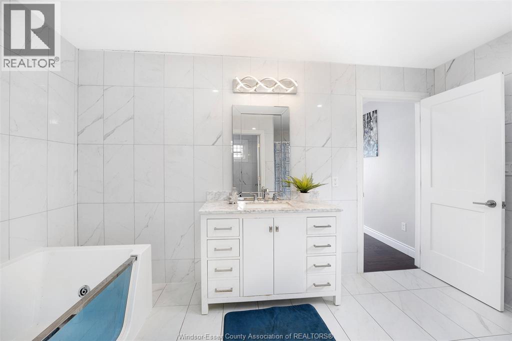 300 Shoreview Circle Property Photo 33
