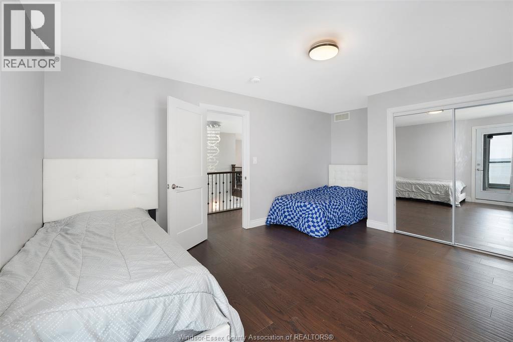 300 Shoreview Circle Property Photo 35