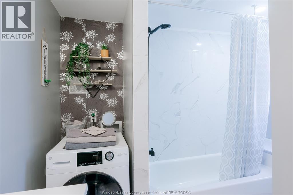 639 Watkins Property Photo 13