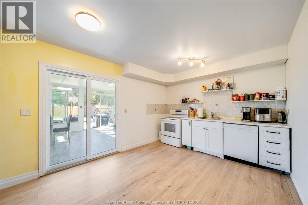 368 Carling Crescent Property Photo 15