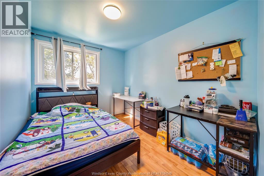 368 Carling Crescent Property Photo 18