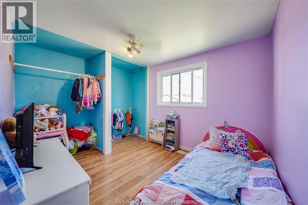 368 Carling Crescent Property Photo 22
