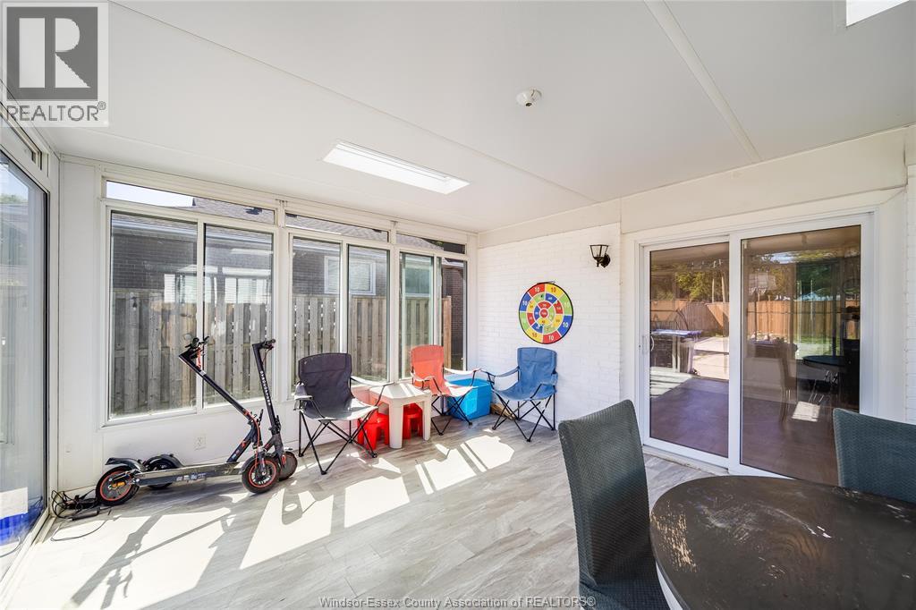368 Carling Crescent Property Photo 29