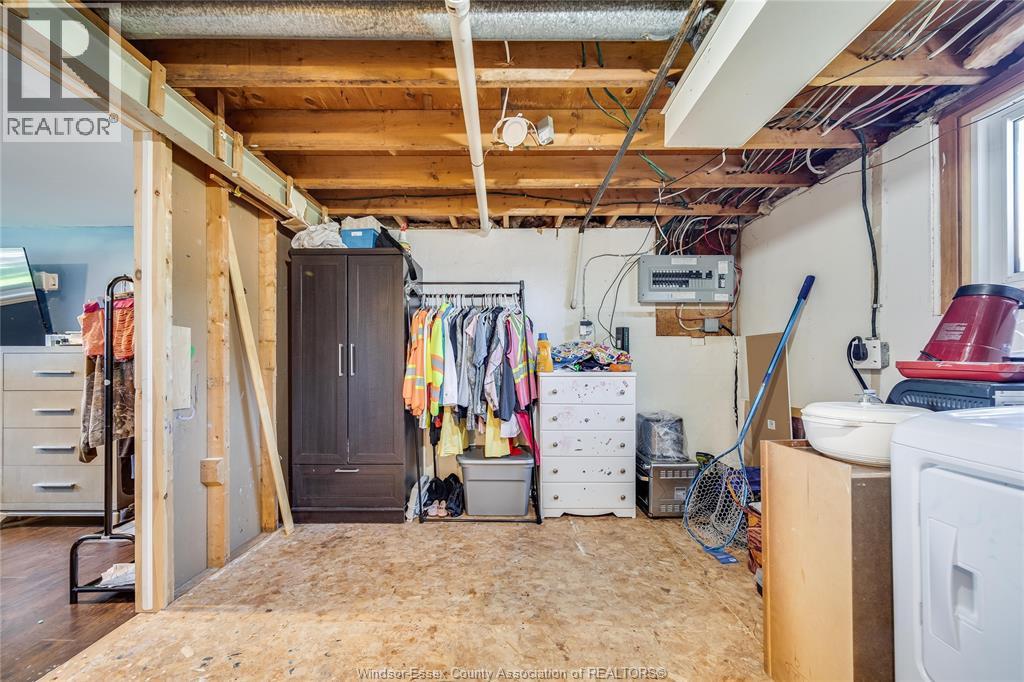 368 Carling Crescent Property Photo 31