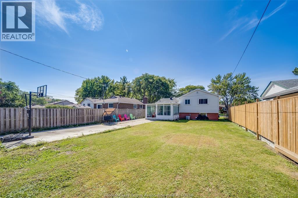 368 Carling Crescent Property Photo 48