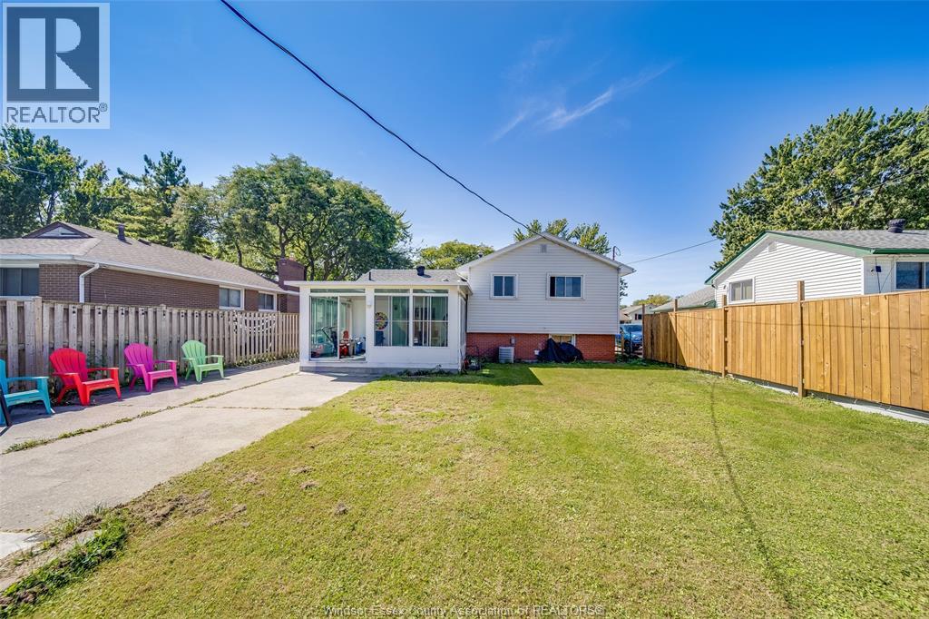 368 Carling Crescent Property Photo 49