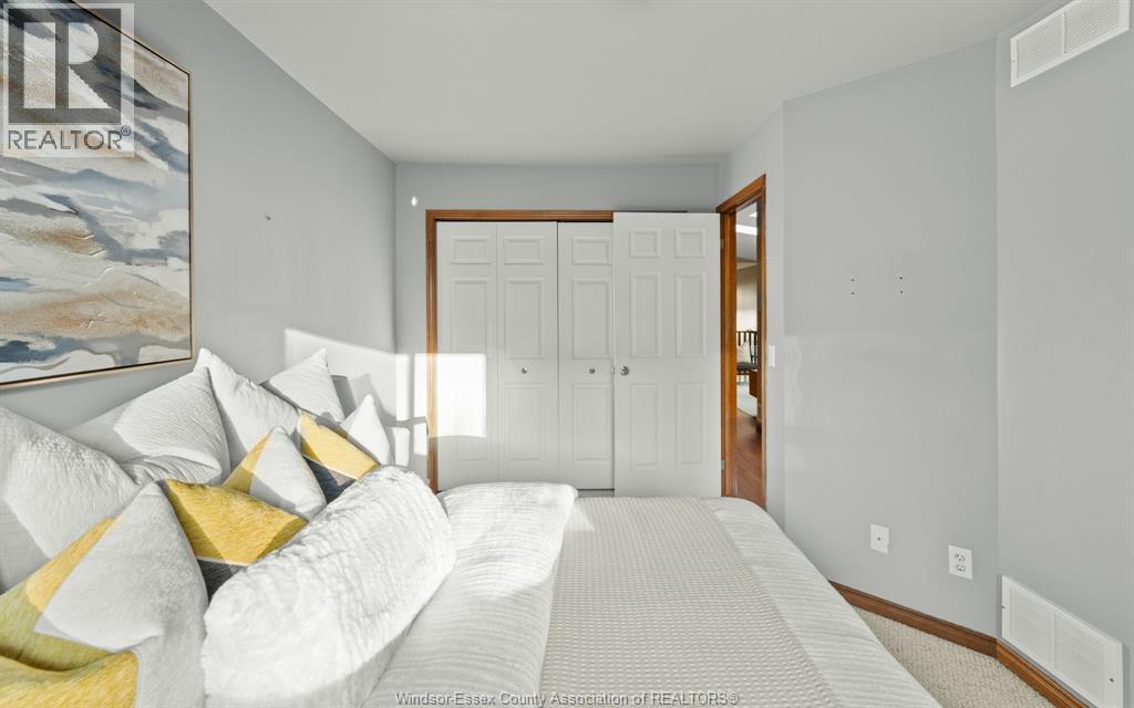 40 Tofflemire Property Photo 23