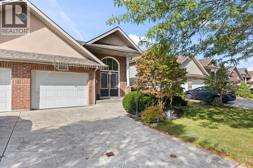 1685 Chateau Avenue Property Photo 1