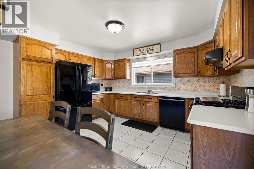 1520 Maple Property Photo 11