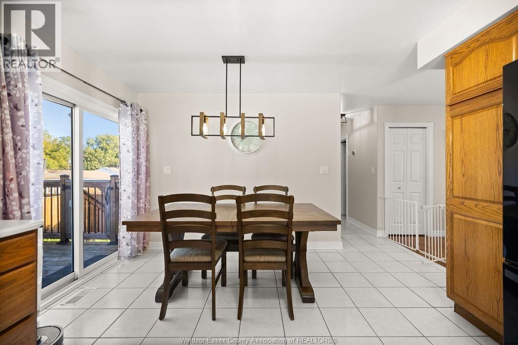 1520 Maple Property Photo 12