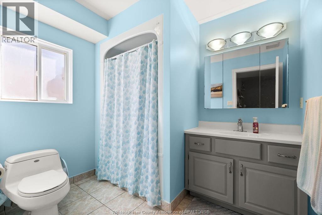 1520 Maple Property Photo 25