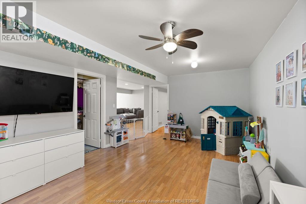 1520 Maple Property Photo 26