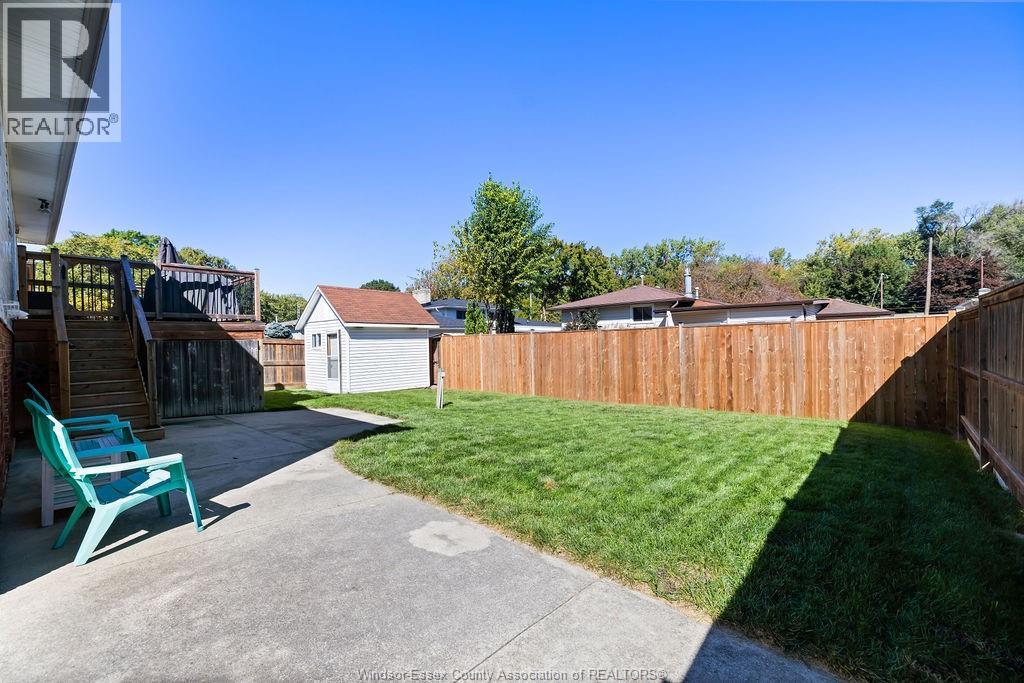1520 Maple Property Photo 28