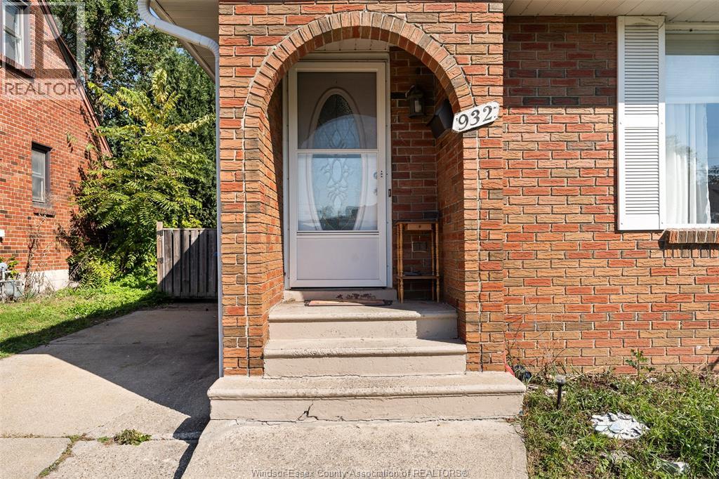 932 Reedmere Road Property Photo 4