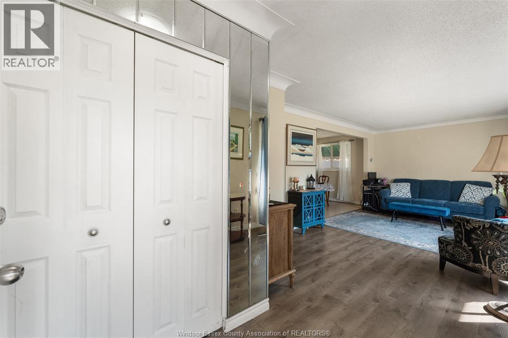 932 Reedmere Road Property Photo 8