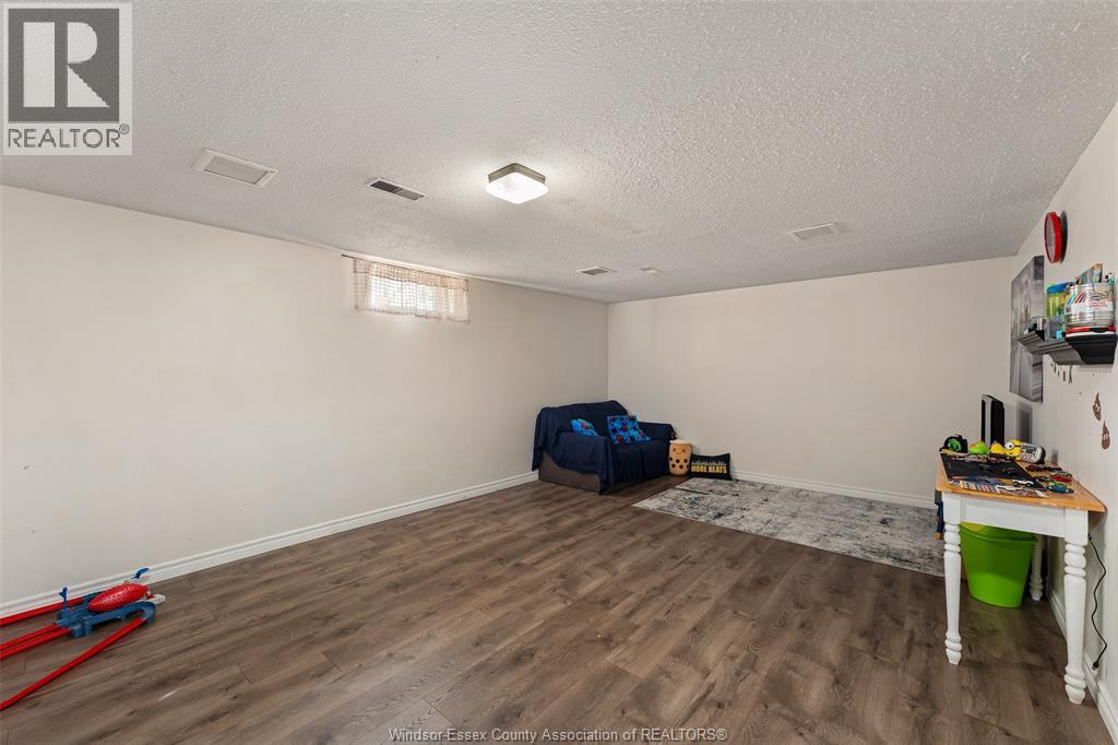 932 Reedmere Road Property Photo 28
