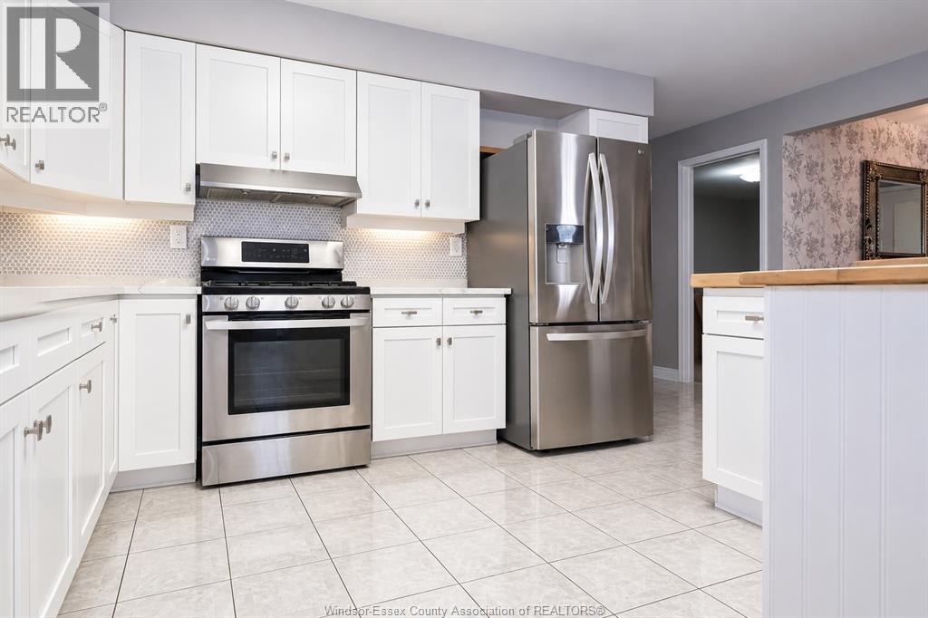 2585 Banwell Property Photo 9