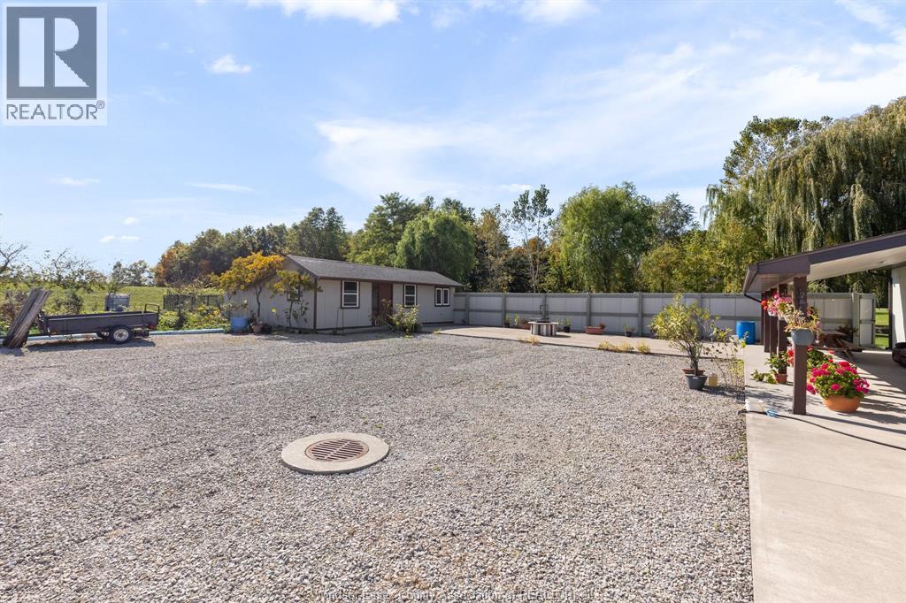 8541 North Sideroad Property Photo 25