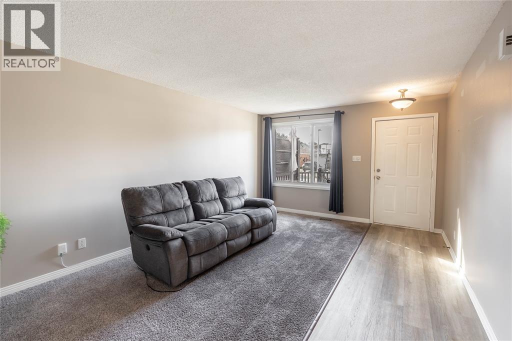 1279 Thistledown Avenue Property Photo 6