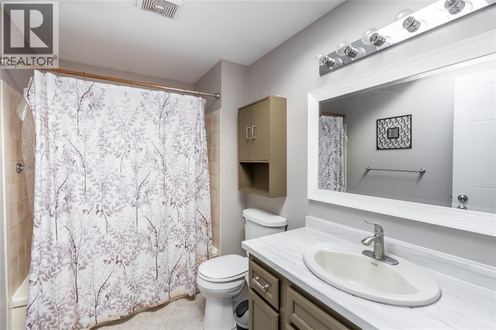 1279 Thistledown Avenue Property Photo 12