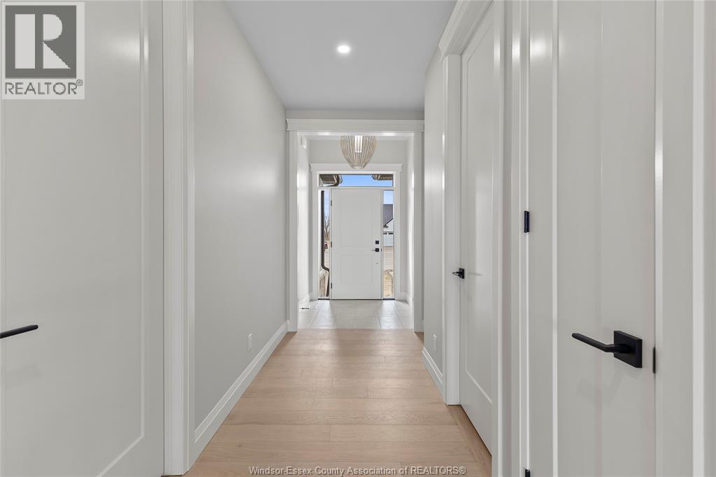 512 Orsini Property Photo 3