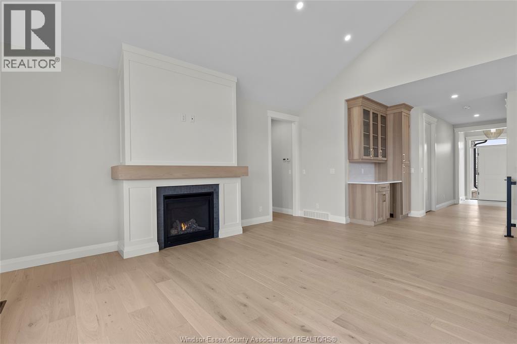 512 Orsini Property Photo 6