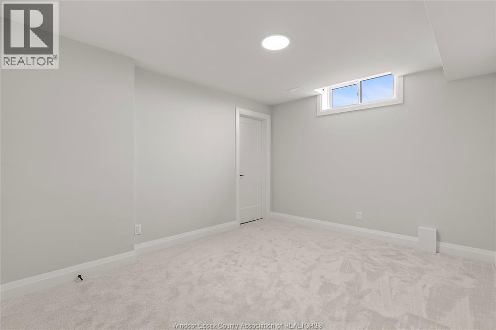 512 Orsini Property Photo 25