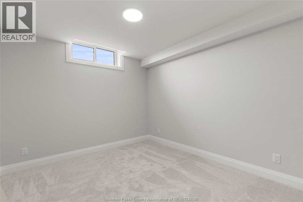 512 Orsini Property Photo 27