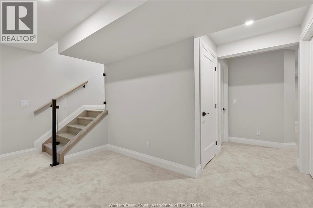 512 Orsini Property Photo 32