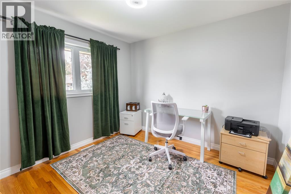 951 Beverley Road Property Photo 15