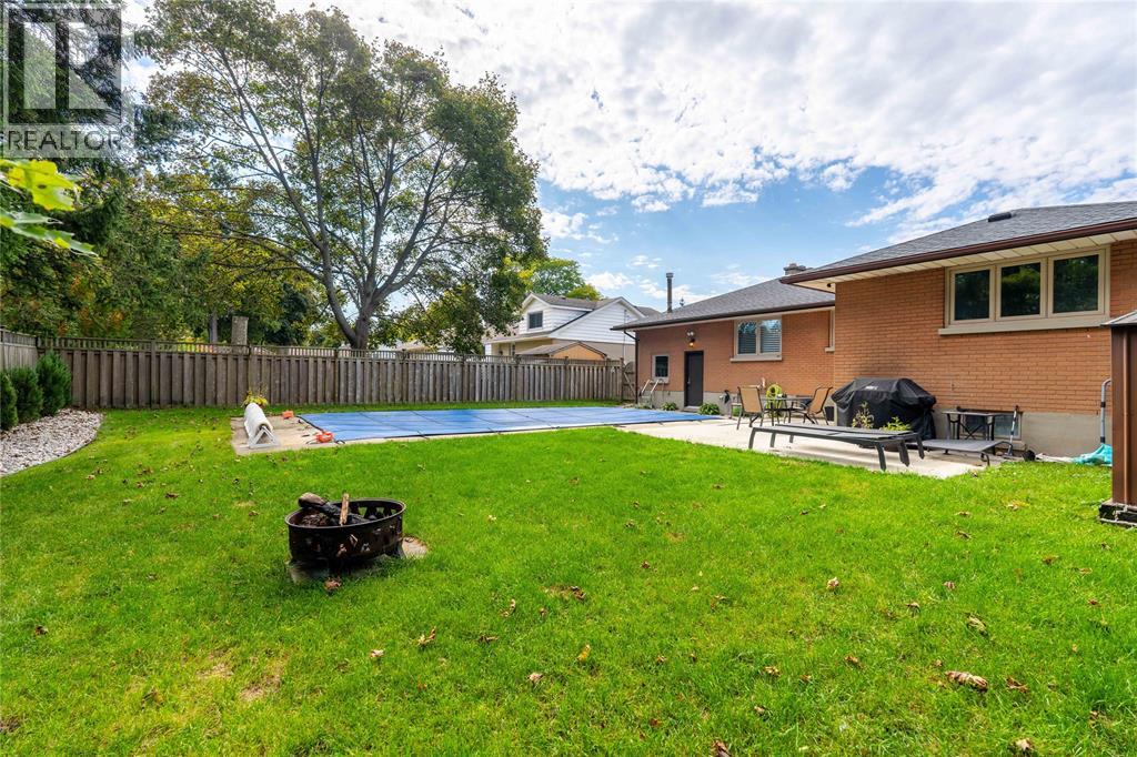 951 Beverley Road Property Photo 28