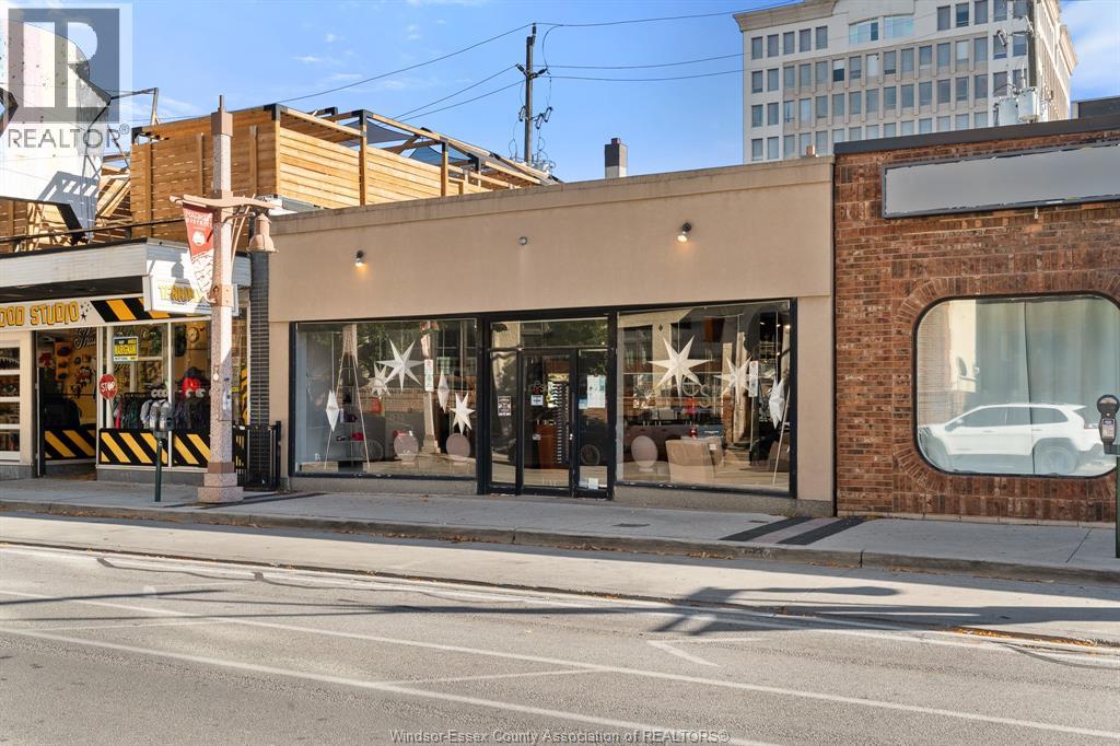 520 Pelissier Street Property Photo 3