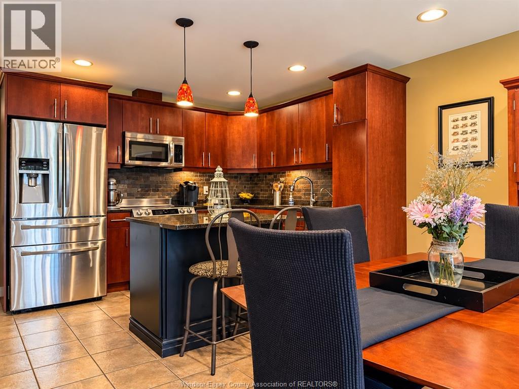 2231 Luxury Property Photo 8