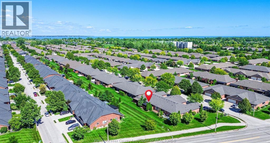2231 Luxury Property Photo 34