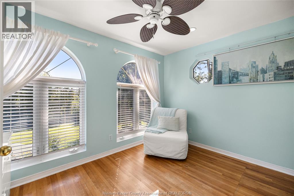 3926 Roseland Drive West Property Photo 24