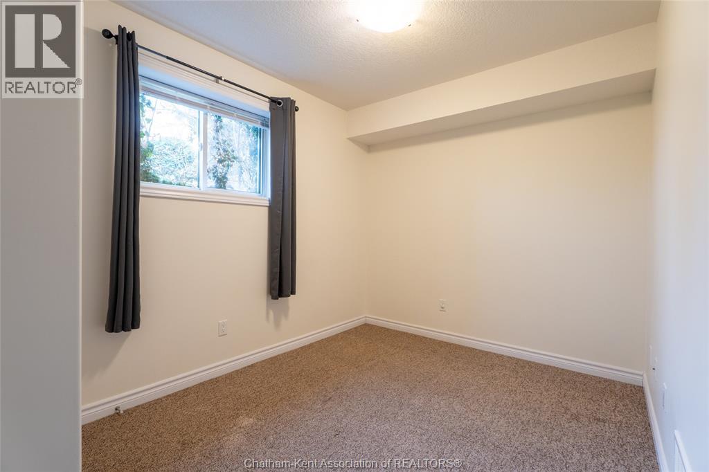 30 St Michael Avenue Property Photo 27