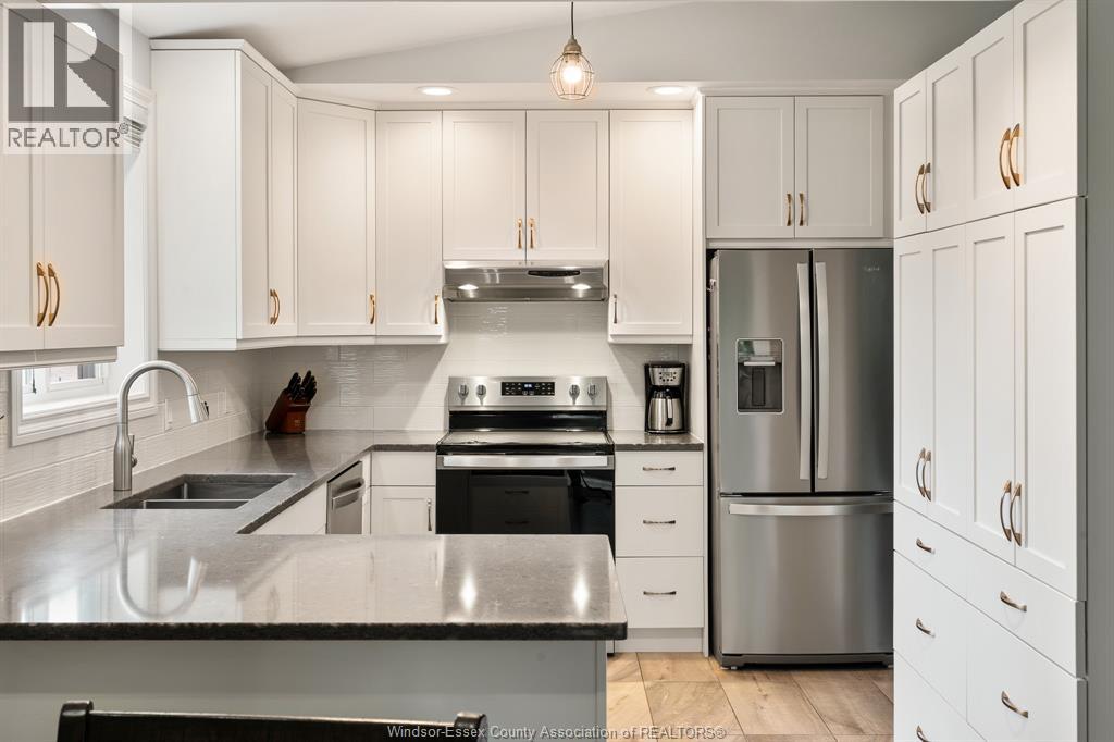 855 Lawndale Avenue Property Photo 15