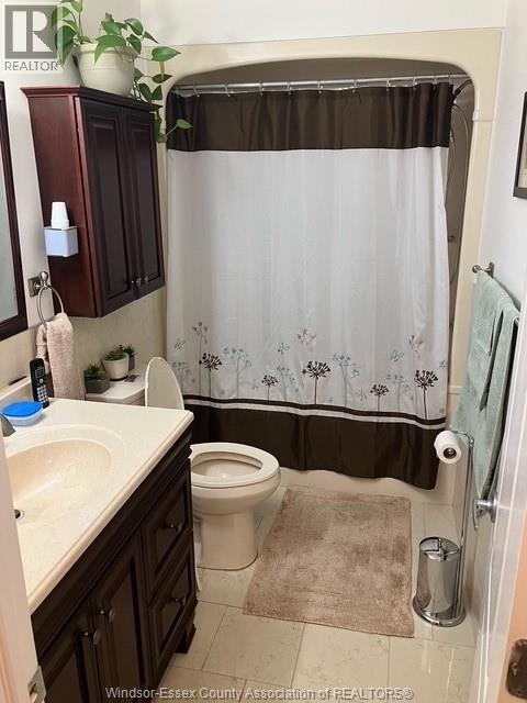 46 Indiana Place Property Photo 6
