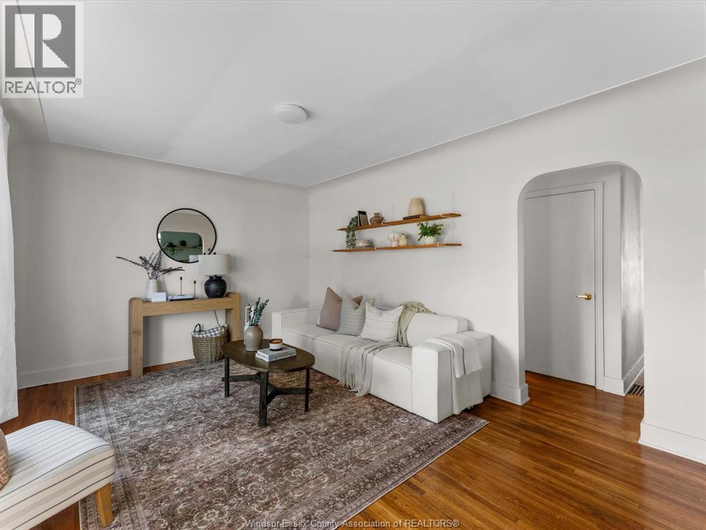 1425 Westcott Property Photo 4
