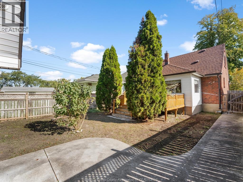 1425 Westcott Property Photo 36