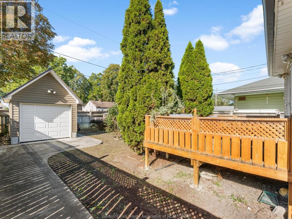 1425 Westcott Property Photo 37