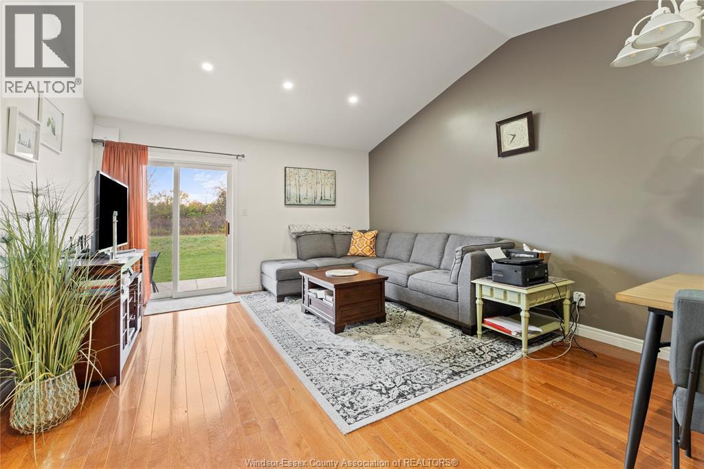 1928 Questa Drive Property Photo 4