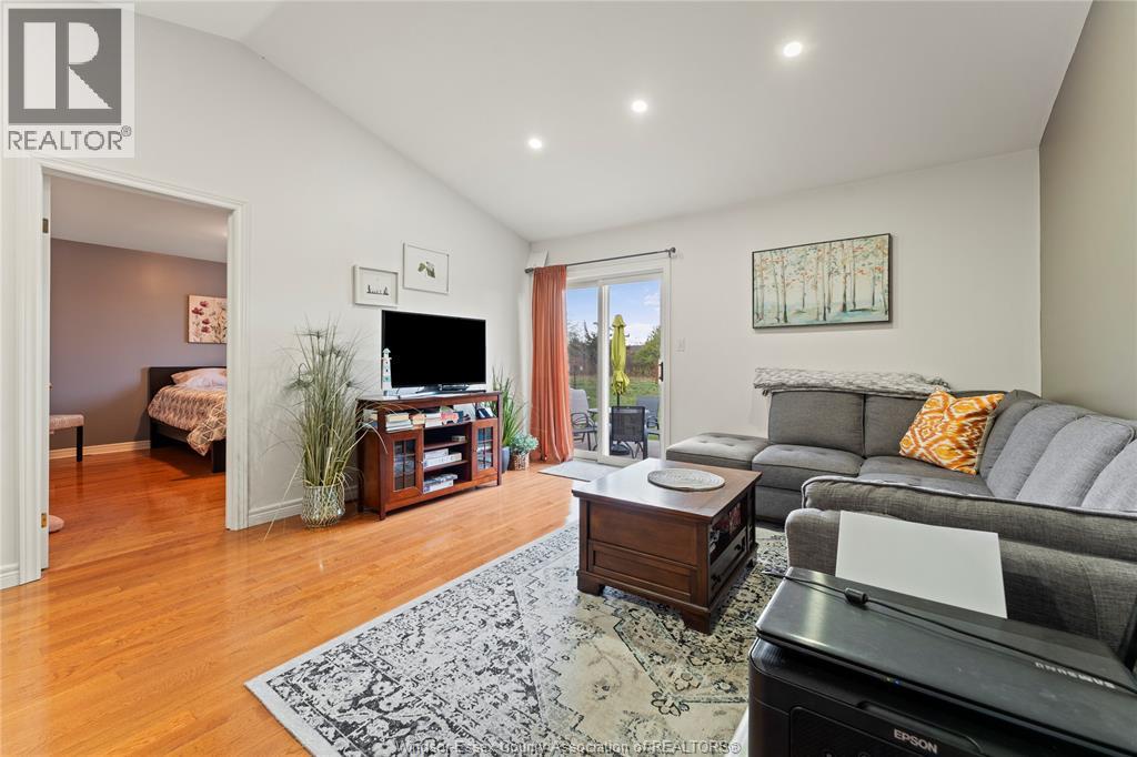 1928 Questa Drive Property Photo 6