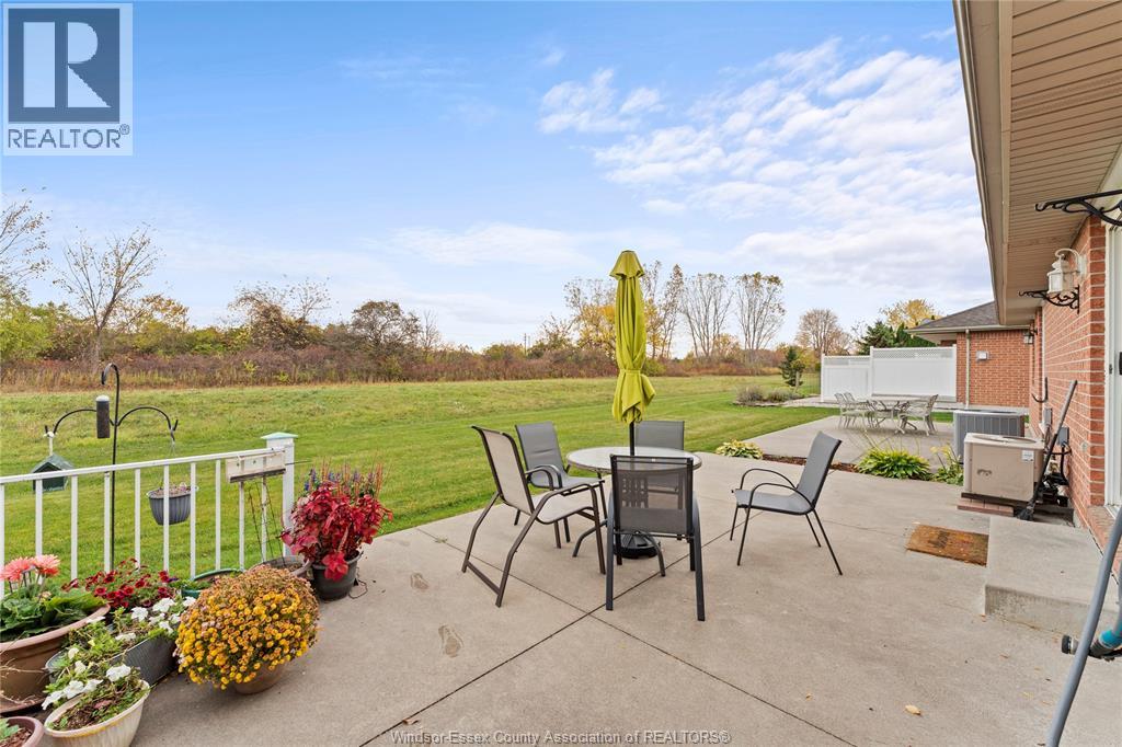 1928 Questa Drive Property Photo 15