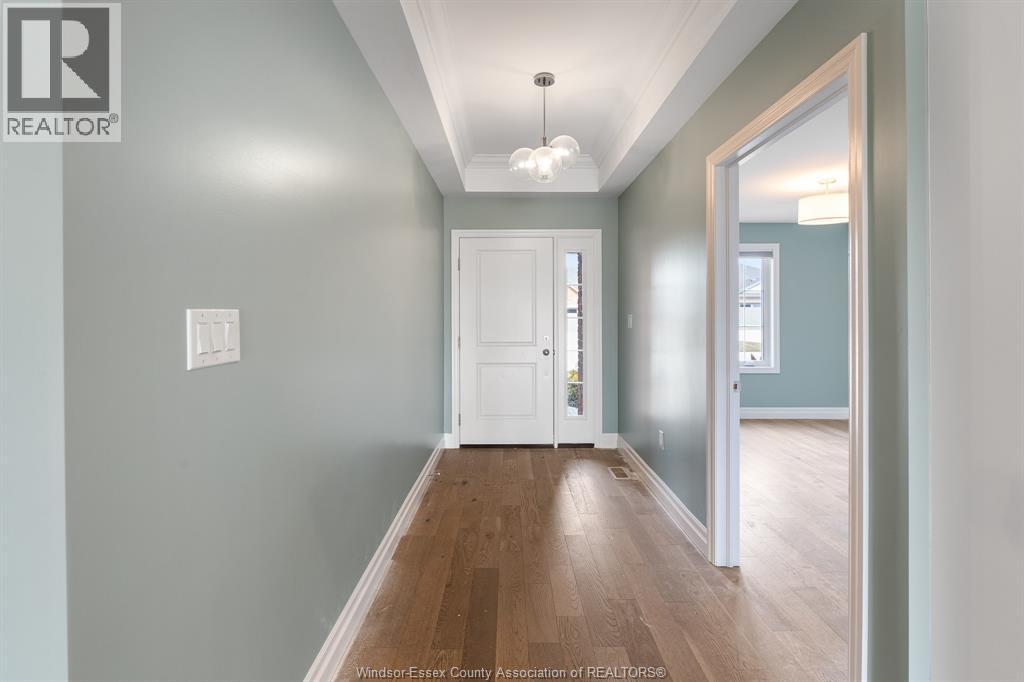66 York Boulevard Property Photo 6