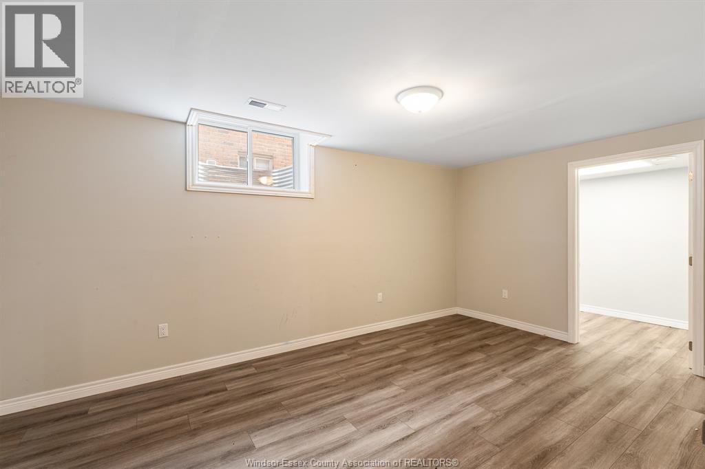 66 York Boulevard Property Photo 30