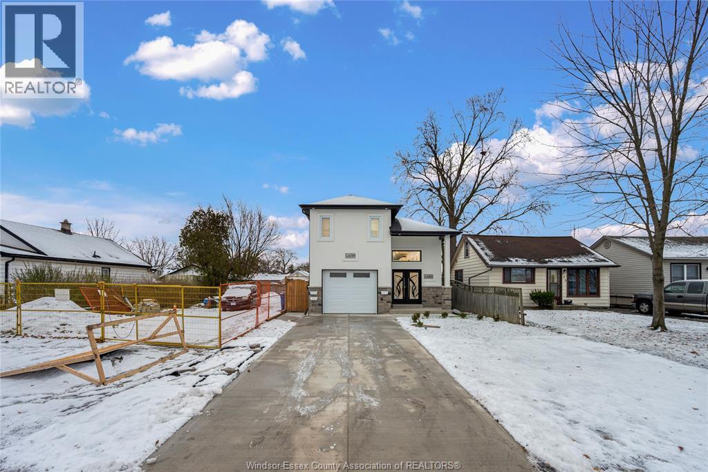 665 Alexandrine Street Property Photo 3